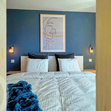 Primeroses I 43m2 I Balcony I Near The Centre 9 Min *